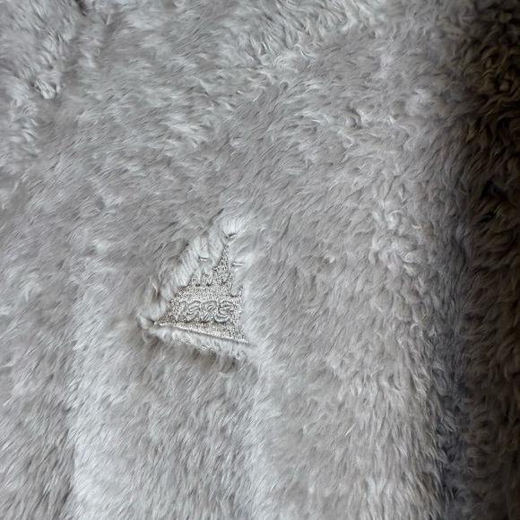 Tokyo Disney Resorts fleece hoodie grey size Medium unisex - Picture 3 of 10